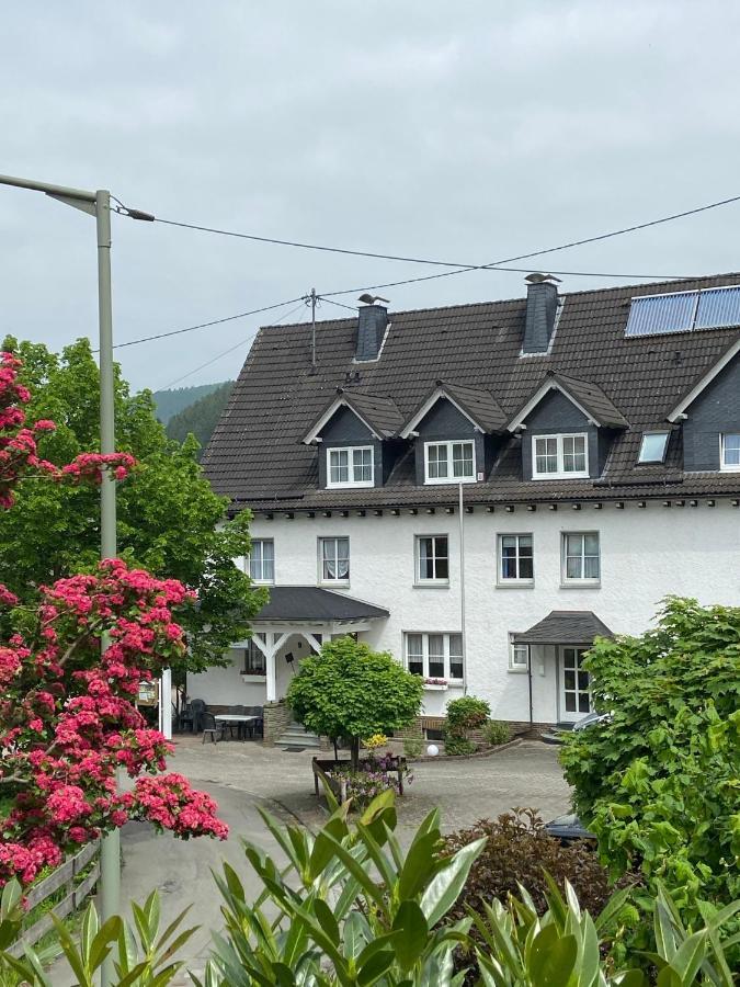 Pension / Ferienwohnung Allebrodt Lennestadt Exterior foto
